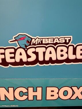 Feastable Blue Dinnerware Set